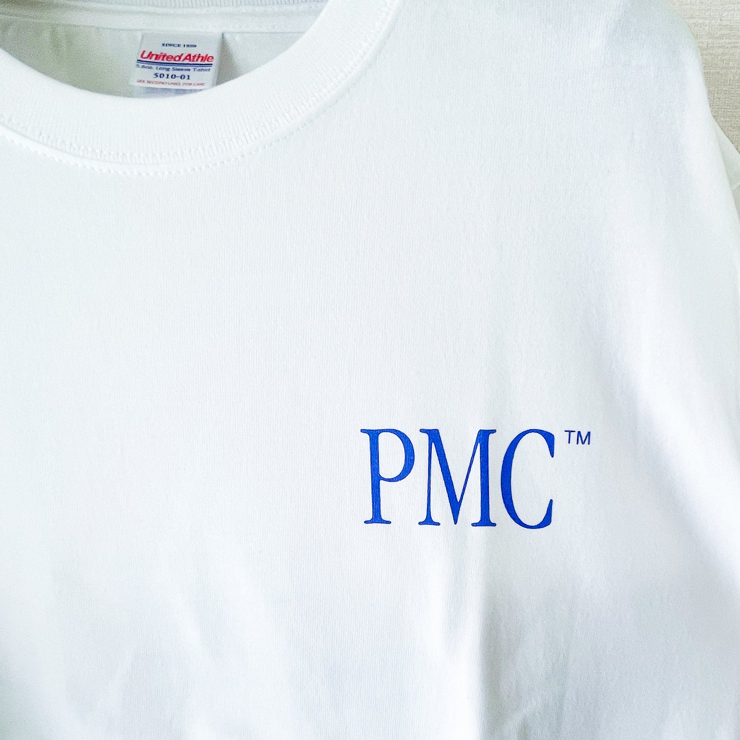 P-LOGO Long sleeve T-SHIRTS (WHITE & ACID BLUE)